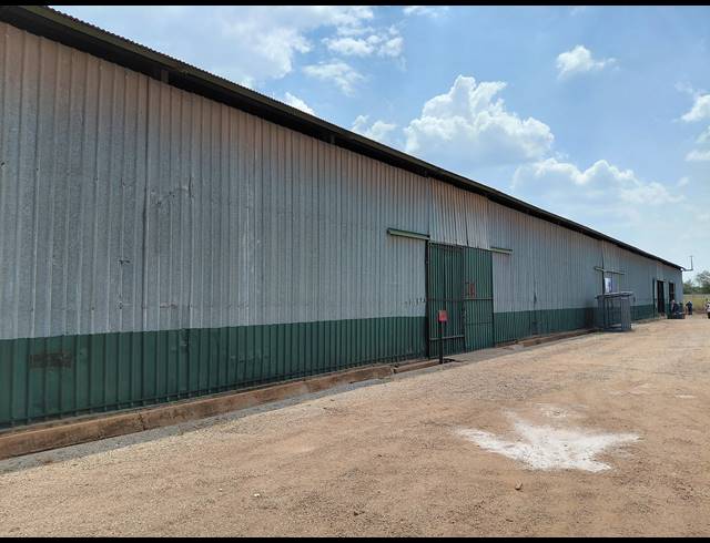 4,367M² WORKSHOP FOR SALE IN TRIM PARK